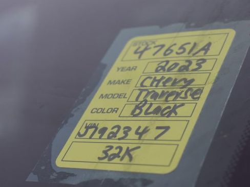 Used 2023 Chevrolet Traverse LT image 13