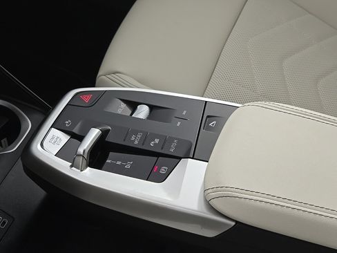 New 2026 BMW X1 xDrive28i w/ Technology Package image 21