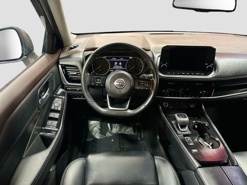 Used 2023 Nissan Rogue SL w/ SL Premium Package FWD image 24