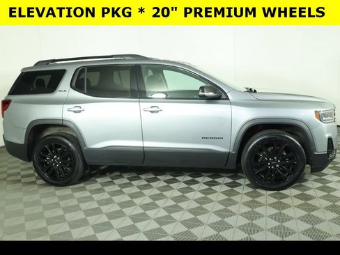Used 2023 GMC Acadia SLE w/ Driver Convenience Package image 11