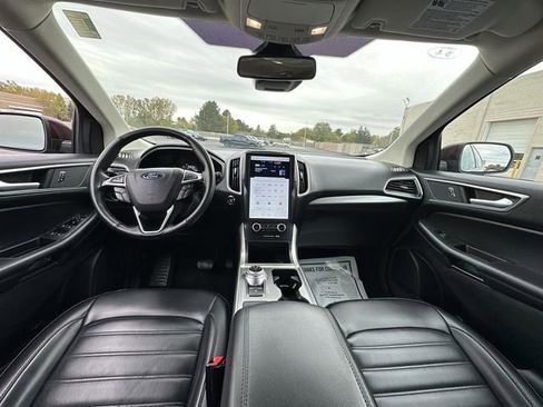 Used 2024 Ford Edge SEL image 19
