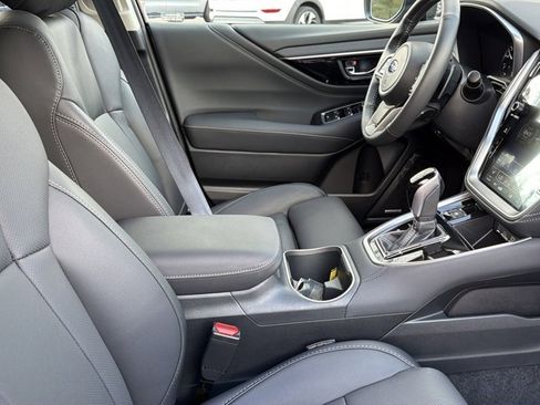 Used 2025 Subaru Outback Limited w/ Popular Package #2 image 7