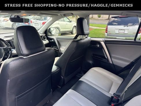 Used 2016 Toyota RAV4 Limited image 32