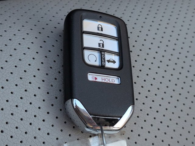Used 2018 Honda Accord EX image 28