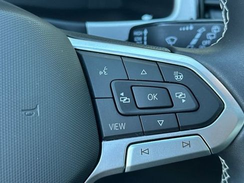 Used 2023 Volkswagen Atlas SEL image 28