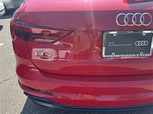 Certified 2022 Audi Q3 2.0T Premium w/ Convenience Package image 39