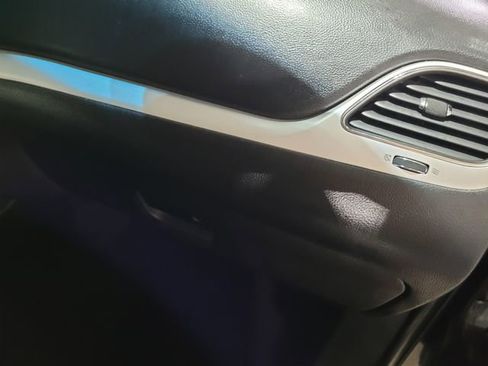 Used 2016 Dodge Journey SE image 45