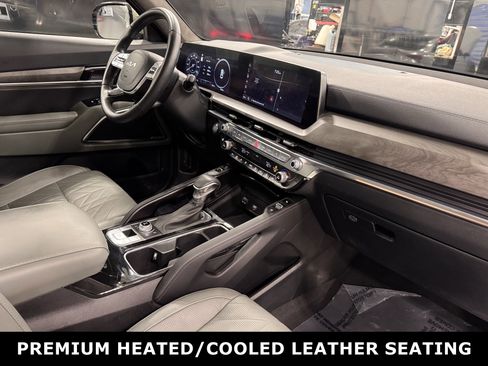 Certified 2024 Kia Telluride SX Prestige X-Line image 4