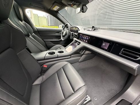 Used 2026 Porsche Taycan 4S AWD/4WD image 41