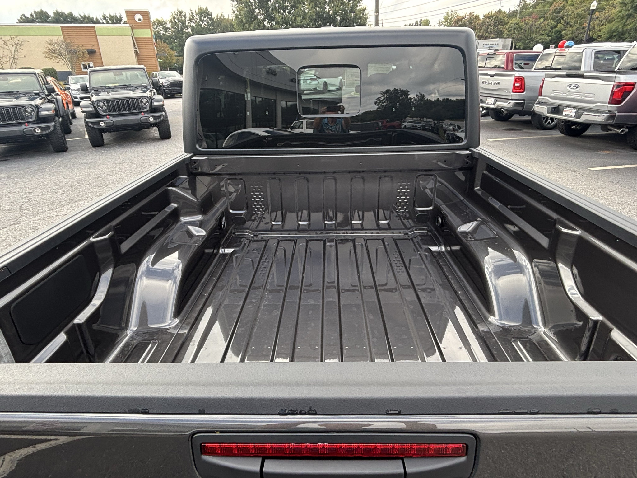 New 2027 Jeep Gladiator Sport AWD/4WD image 23