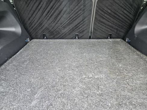 Used 2024 Volkswagen Atlas Cross Sport SE image 19