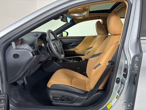 Used 2023 Lexus ES 350 w/ Premium Package image 12