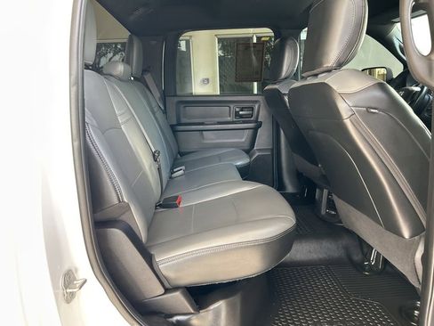 Used 2021 RAM 2500 Tradesman w/ Chrome Appearance Group image 30