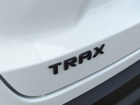 New 2026 Chevrolet Trax LT w/ Driver Confidence Package FWD image 30