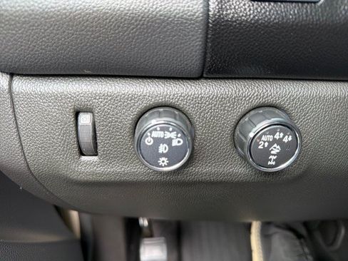 Used 2022 Chevrolet Colorado ZR2 w/ Colorado ZR2 Bison Edition AWD/4WD image 6