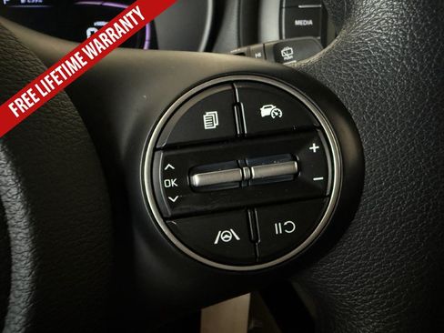 Used 2024 Kia Soul LX w/ Option Group 015 FWD image 31