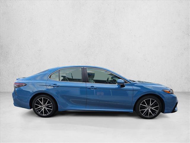 Used 2023 Toyota Camry SE w/ Blackout Package (TMS) AWD/4WD image 4