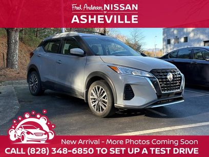 Used 2022 Nissan Kicks SV