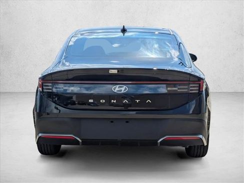 New 2026 Hyundai Sonata SE FWD image 8