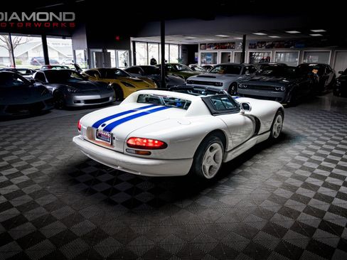 Used 1996 Dodge Viper RT/10 image 55