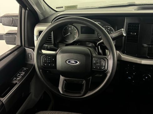 Used 2025 Ford F250 XLT image 15