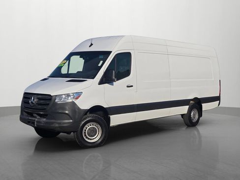 Used 2019 Mercedes-Benz Sprinter 4x4 170 image 7