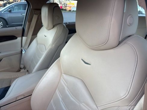 Used 2017 Cadillac CT6 Platinum image 2