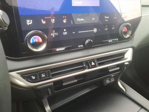 Certified 2023 Lexus RX 350 350 Luxury w/ Accessory Package (Z1) image 19