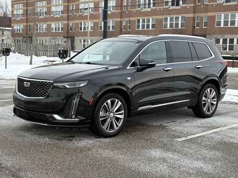 Used 2020 Cadillac XT6 Premium Luxury image 1