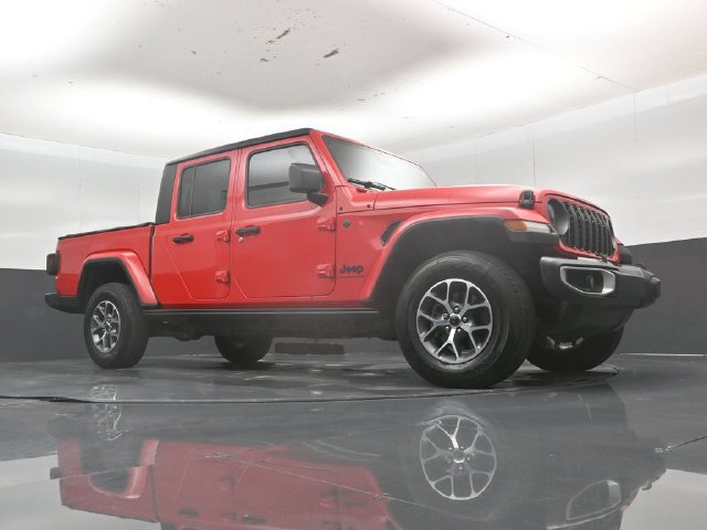 Used 2024 Jeep Gladiator Sport AWD/4WD image 44