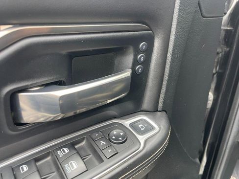 Used 2021 RAM 2500 Limited image 17