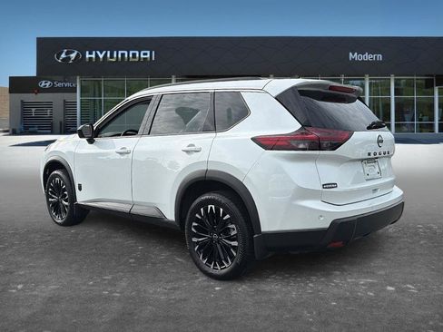 Used 2026 Nissan Rogue Dark Armor FWD image 6