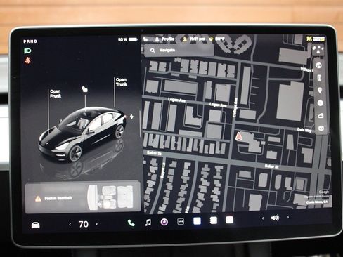 Used 2022 Tesla Model 3 image 21