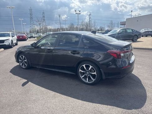 Used 2025 Honda Civic Sport image 15