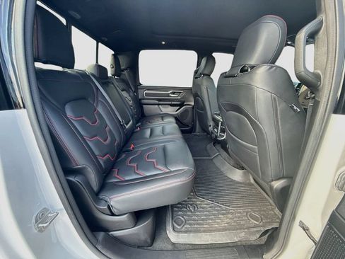 Used 2022 RAM 1500 Big Horn AWD/4WD image 33