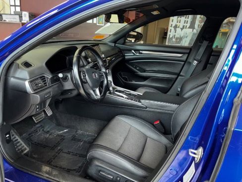 Used 2020 Honda Accord Sport image 13