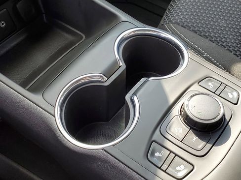 Used 2022 GMC Terrain SLE w/ Driver Convenience Package image 22