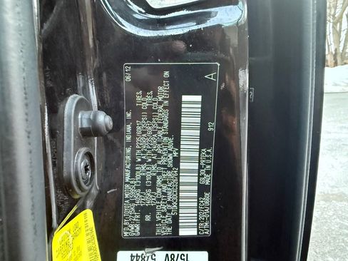 Used 2012 Toyota Sienna LE image 36