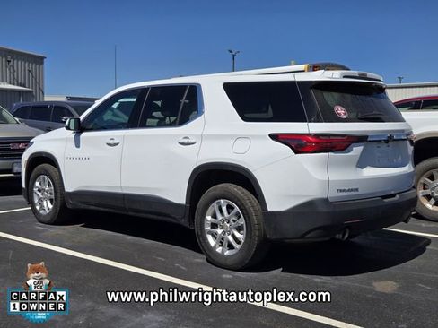 Used 2023 Chevrolet Traverse LS w/ Safety Package image 3