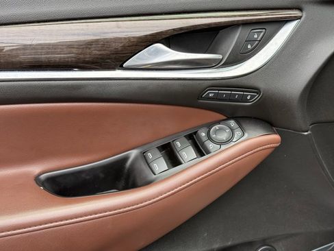 Used 2020 Buick Enclave Avenir w/ Avenir Technology Package image 16