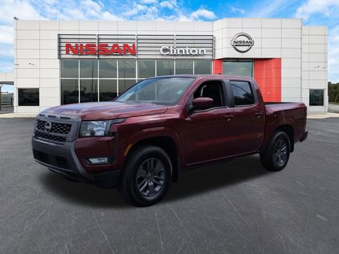 Certified 2025 Nissan Frontier SV w/ SV Convenience Package RWD image 7