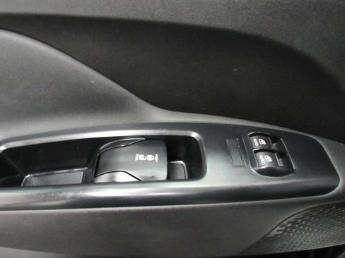 Used 2017 RAM ProMaster City Tradesman SLT w/ Rear Back-up Camera Group FWD image 10