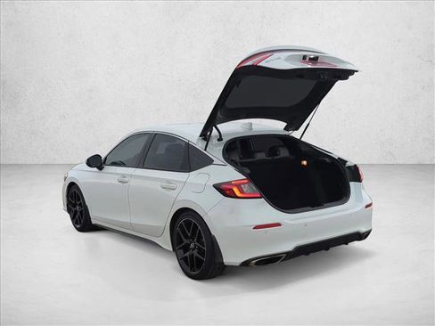 Used 2022 Honda Civic Sport Touring image 9