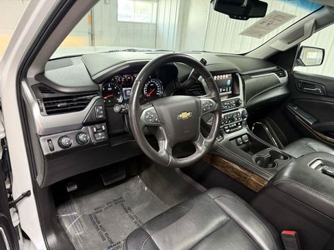 Used 2016 Chevrolet Suburban LT AWD/4WD image 15
