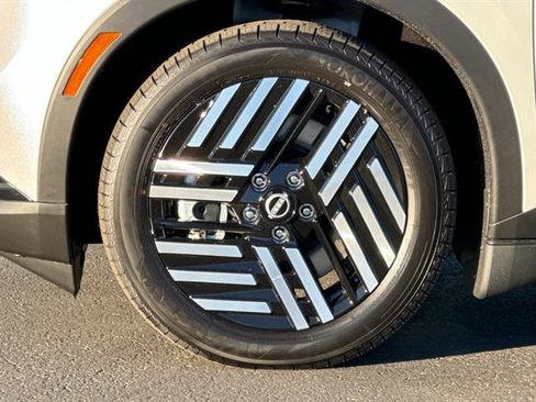 New 2026 Nissan Leaf SV+ w/ Floor Mat Package (SV+) image 33