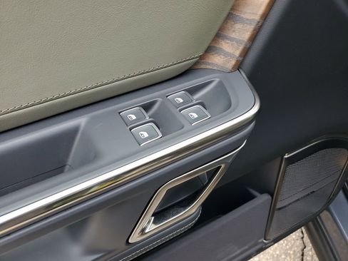 Used 2022 Rivian R1T Launch Edition image 23