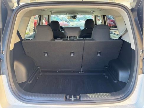 Certified 2023 Kia Soul LX w/ LX Technology Package FWD image 8
