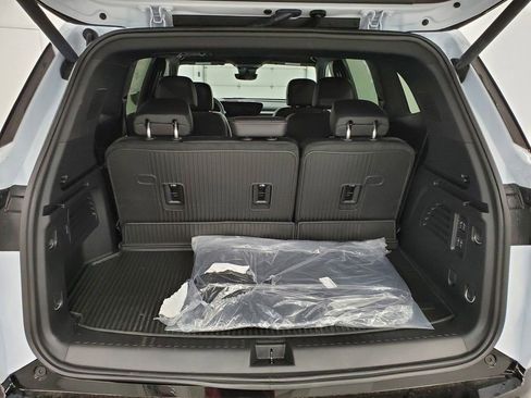 New 2026 Buick Enclave Sport Touring w/ Power Package image 24