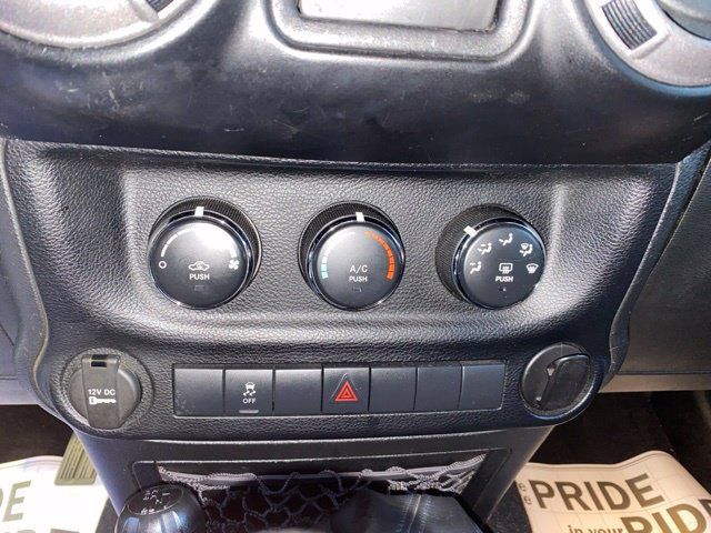 Used 2013 Jeep Wrangler Sport AWD/4WD image 16