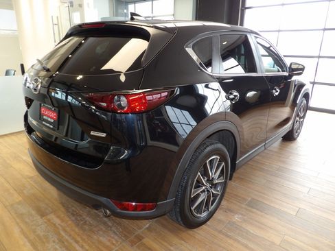 Used 2018 MAZDA CX-5 Touring w/ Preferred Equipment Package image 6
